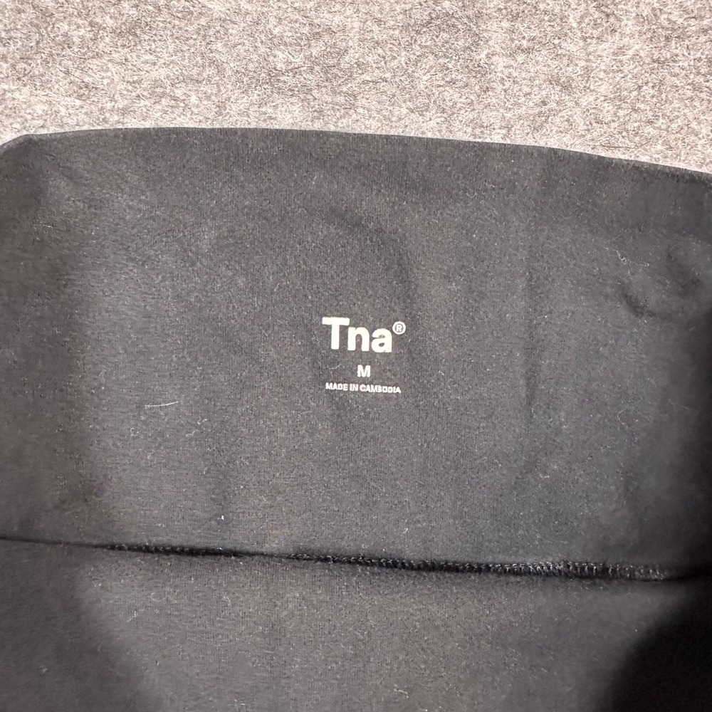 Tna Women Black Atmosphere High Rise Athletic Biker Shorts M - Picture 3 of 8
